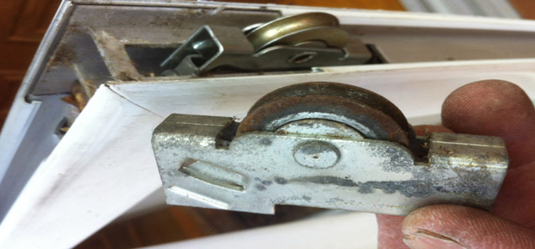 screen door roller repair in Petaluma